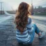a beautiful girl sitting on road , attitude girl dp, beautiful girl dp, beautiful dp , attitude dp ()
