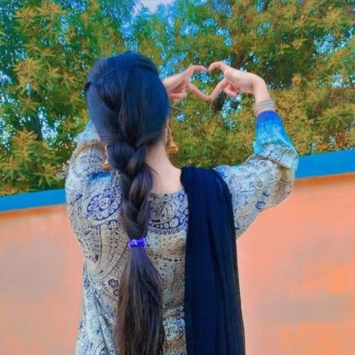 girl making heart with her hands new dp for girls styles pfp